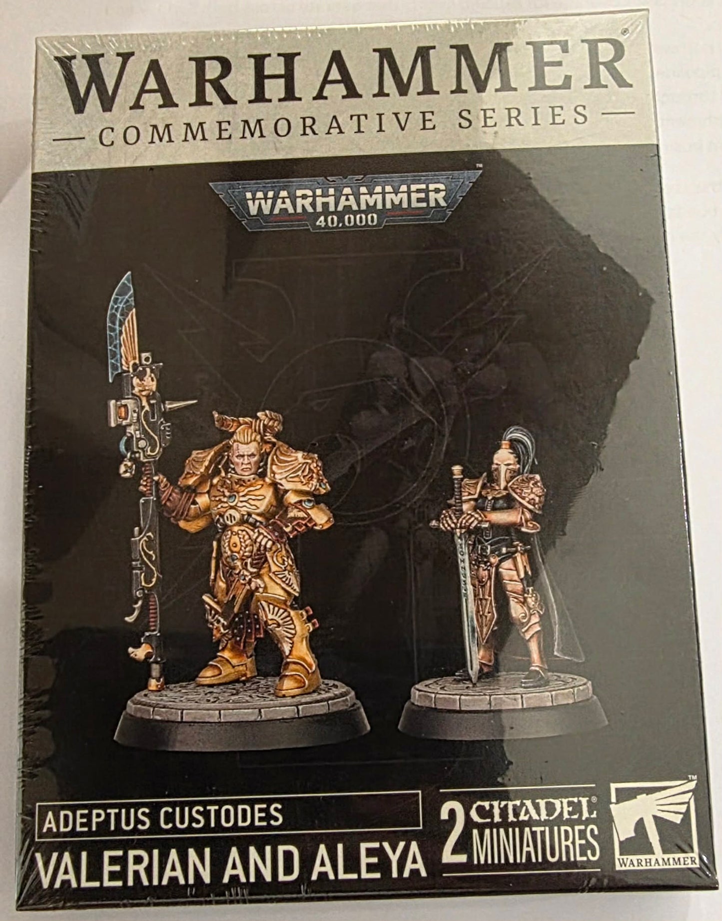 Adeptus Custodes: Valerian And Aleya Commemorative Series