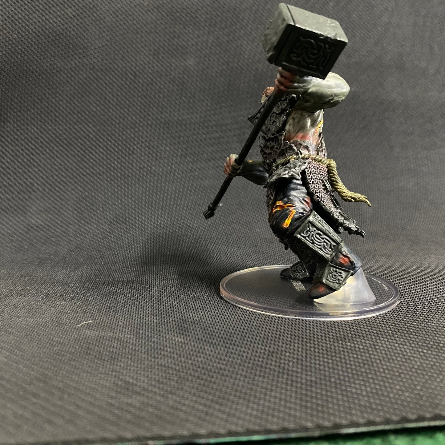 D&D Icons of the Realms Huge Firegaunt miniature