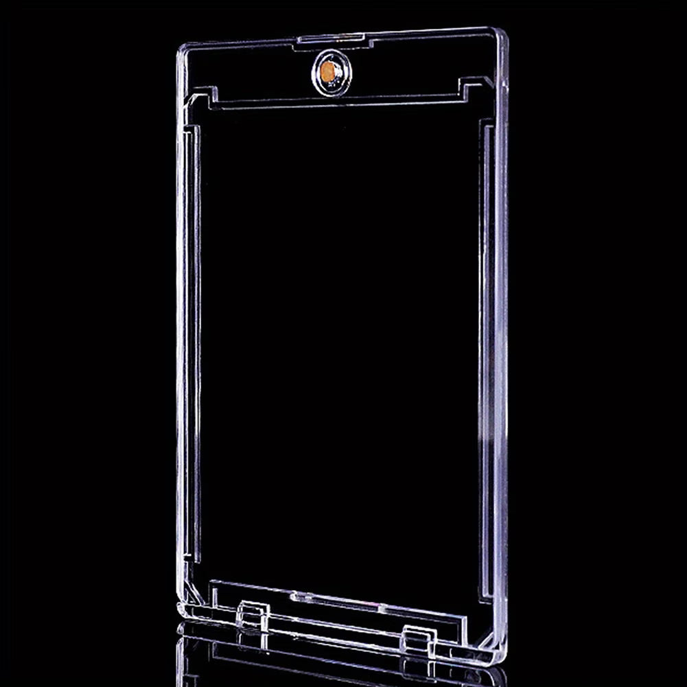 Clear magnetic card holder for Pokémon and MTG cards