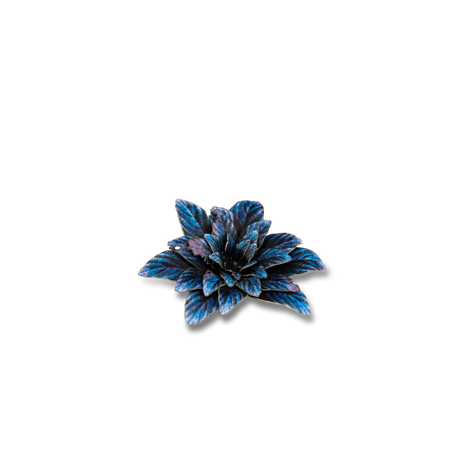 Close-up of an assembled Alien Rosette laser-cut plant showing realistic leaf shape, colour and fine cut details.