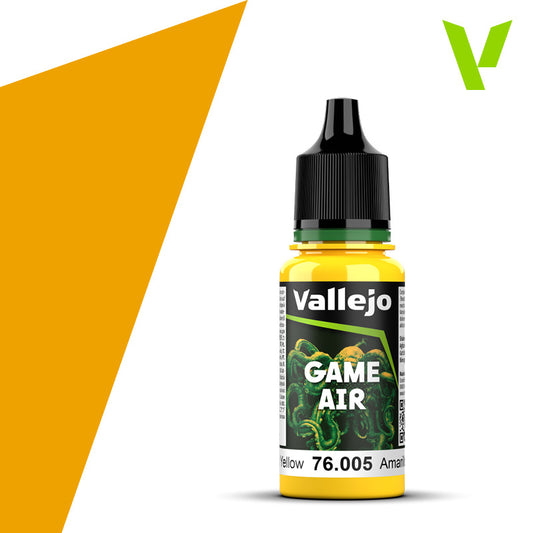 Vallejo Game Air Moon Yellow 18 ml bottle